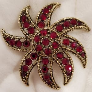 Weiss vintage pin/brooch